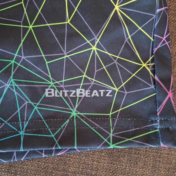 BlitzBeatz v4 Shorts in Prism - Picture 3 of 11